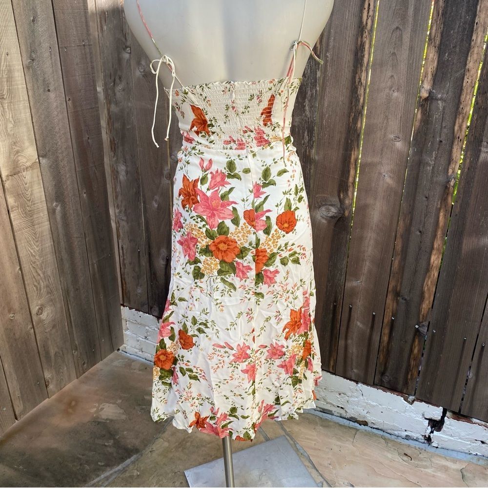 Reformation Floral Reformation The Juliette
Dress in Tropique size 0 - Picture 12 of 15